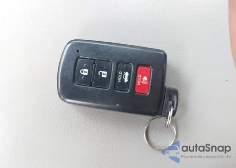 2012 Toyota Camry Hybrid Le/Xle из США, поврежденный, VIN 4T1BD1FK0CU028403